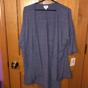 NWT Lularoe Lyndsay- Size Small